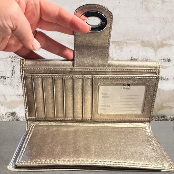 Coach Turn-Lock Leather Checkbook Wallet Silver Metallic - Picture 6 of 8